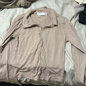 Long sleeve light purplish top size medium